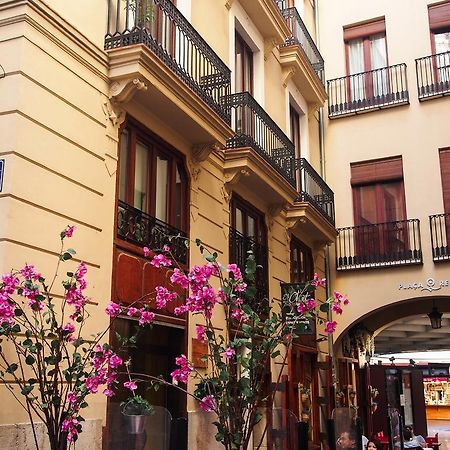 Singularstays Plaza Redonda Valencia Bagian luar foto