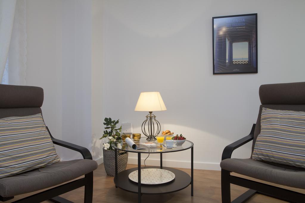 Singularstays Plaza Redonda Valencia Ruang foto